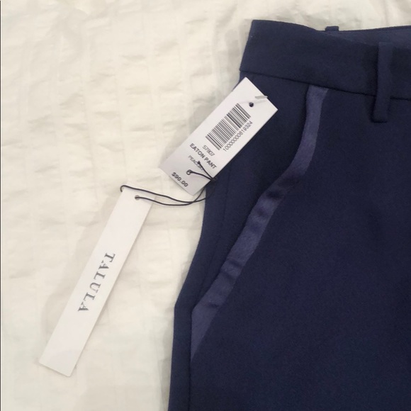 Never worn Talula Eaton pant in size 6, navy blue - Picture 2 of 4